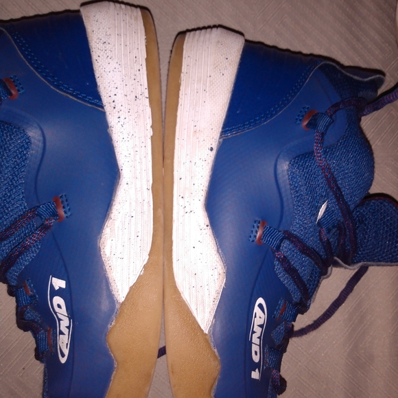 Blue and 1 shoes size 3 1/2 - Picture 9 of 10